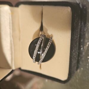 Elegant Black & Silver Women's Ring